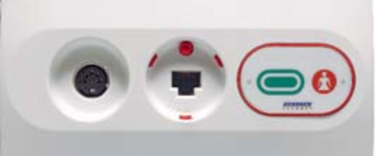 Tilknytnings modul for multimedia